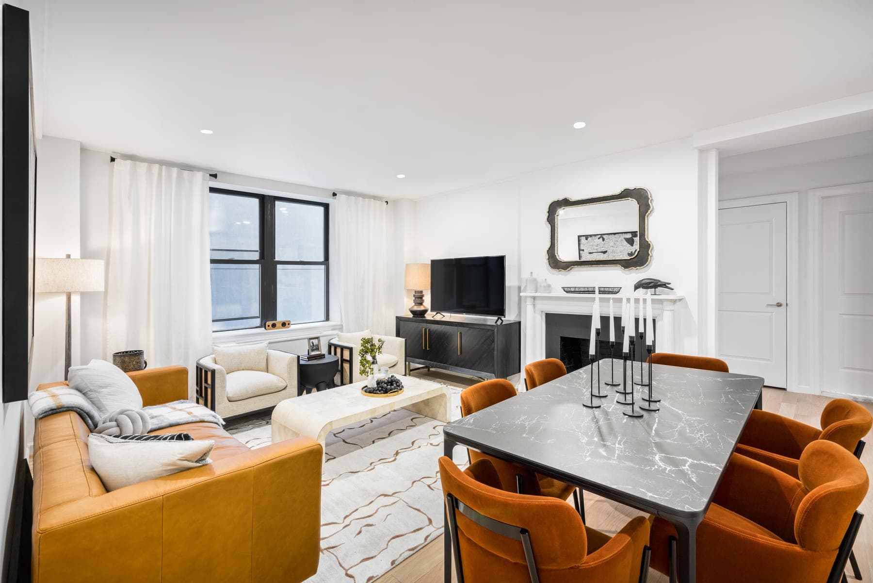 160 East 48th St