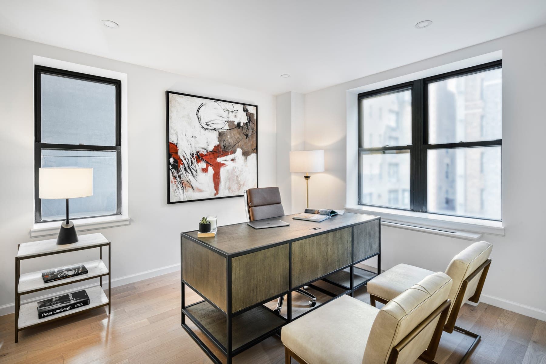 160 East 48th St
