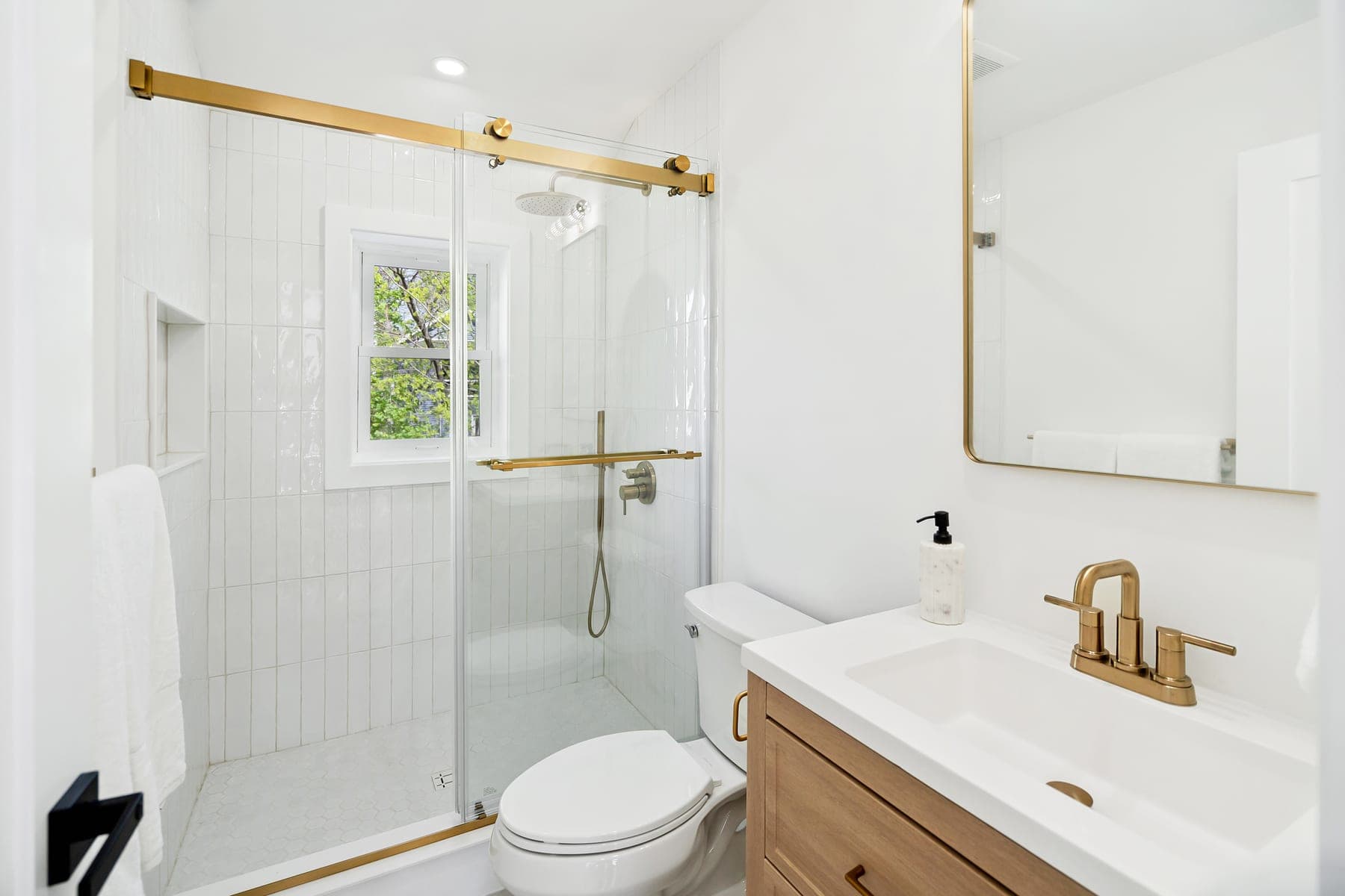 Maple Residence — Bath 3A
